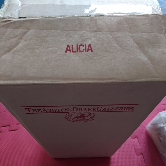 Victorian Lace Collection by Mary Stevens. Alicia - Picture 16 of 16